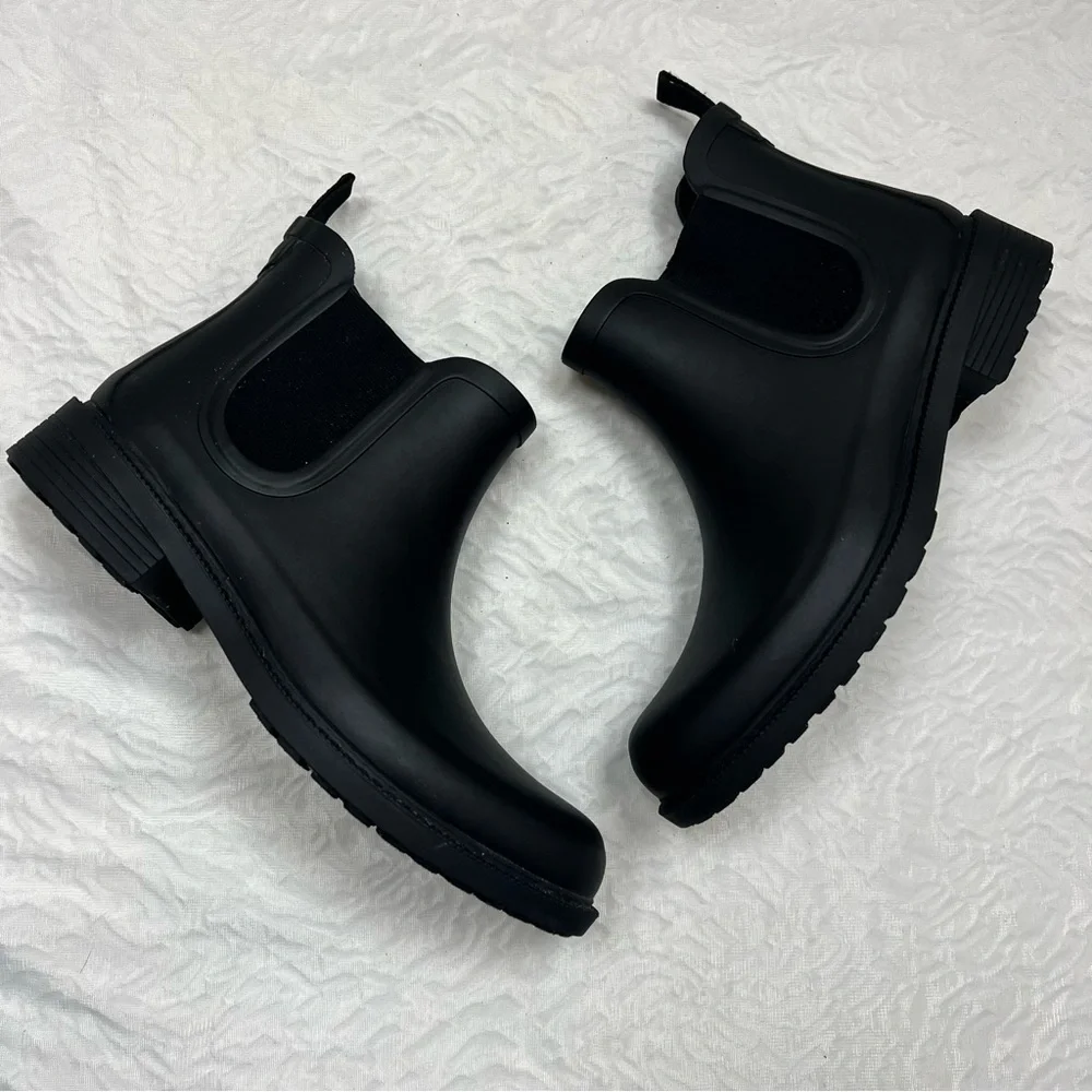 Madewell streamlined rain